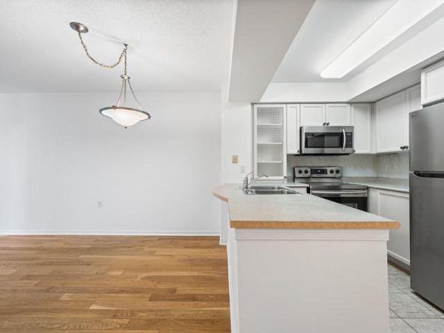 Apartment for rent in University—Rosedale, Toronto