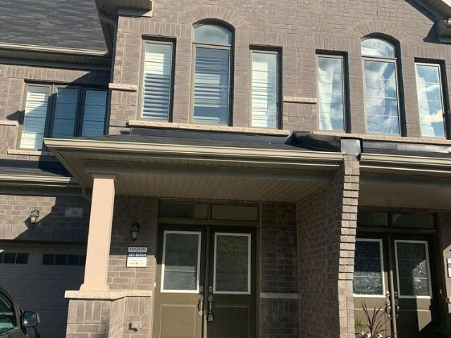 Townhouse for rent in Georgina, Ontario