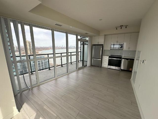 Apartment for rent in Etobicoke—Lakeshore, Toronto