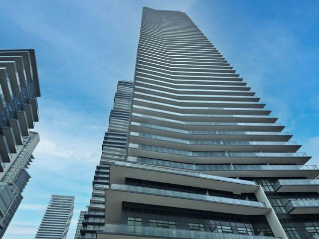 Apartment for rent in Etobicoke—Lakeshore, Toronto