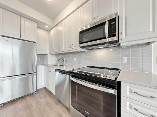 Apartment for rent in Etobicoke—Lakeshore, Toronto