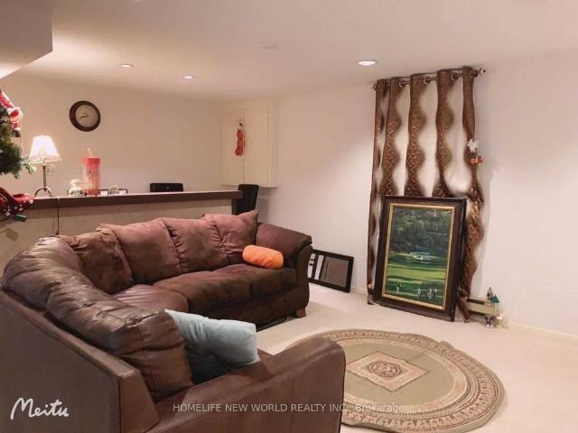 House for rent in Woburn, Ontario