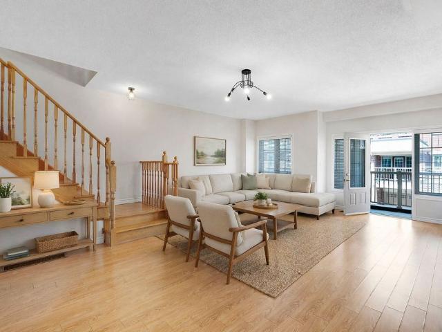 Townhouse for rent in Georgina, Ontario