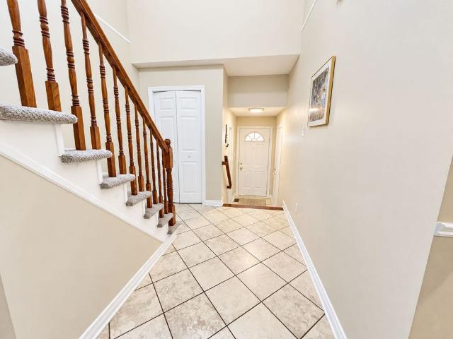 Townhouse for rent in Barrhaven East, Ottawa