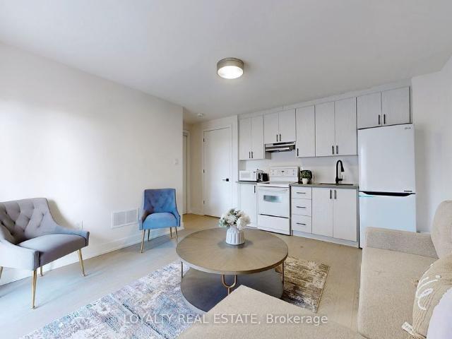 Townhouse for rent in Woburn, Ontario