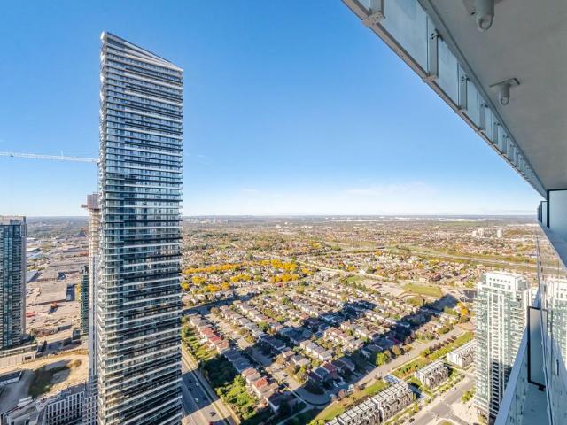 Apartment for rent in City Centre, Mississauga