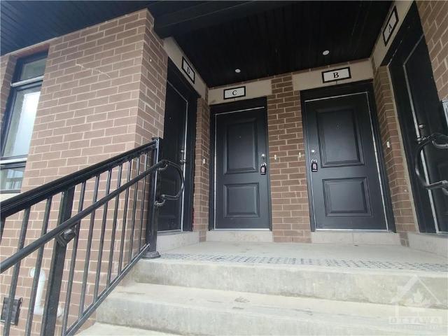 Apartment for rent in Chapel Hill South, Ottawa