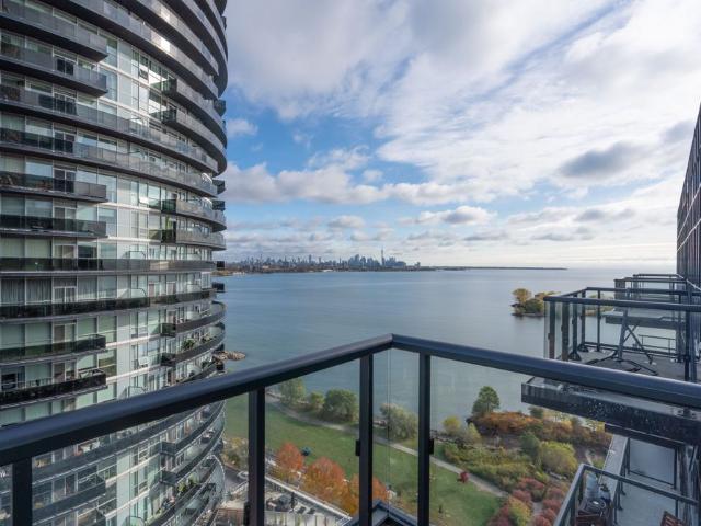 Apartment for rent in Etobicoke—Lakeshore, Toronto