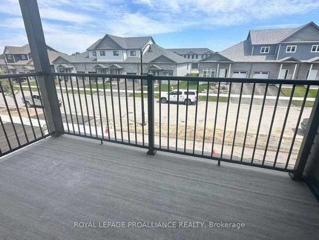 Townhouse for rent in Ontario