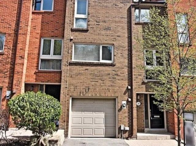 Apartment for rent in Woburn, Ontario