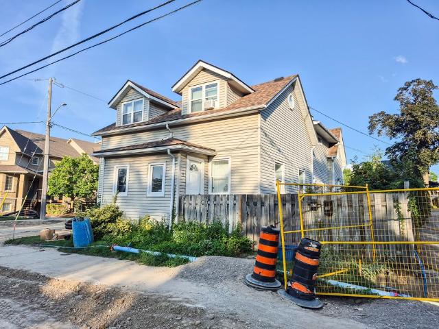 House for rent in K-W Hospital, Waterloo