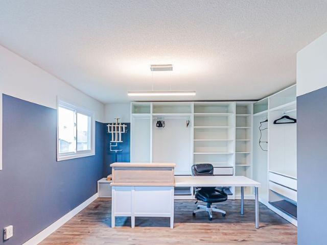 House for rent in York Centre, Toronto