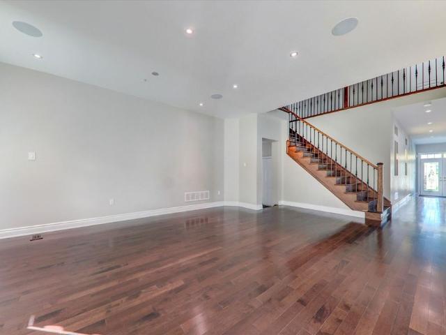 Apartment for rent in York, Ontario