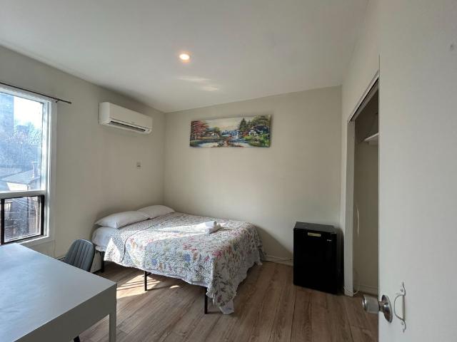Room for rent in Woburn, Ontario