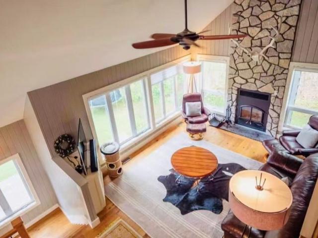 House for rent in Georgian Bay Township, Central Ontario