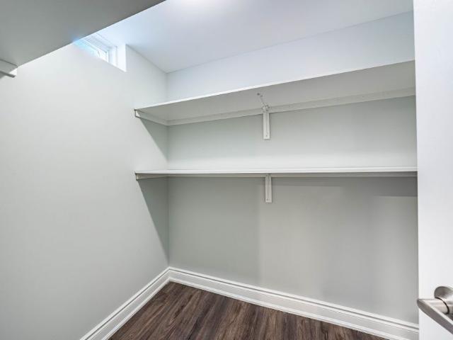 House for rent in Oakville, Golden Horseshoe