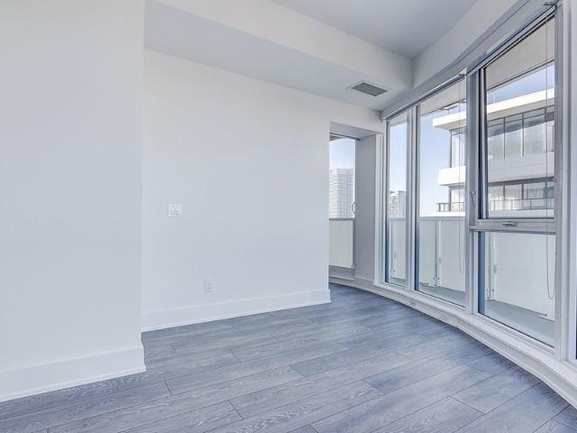Apartment for rent in Toronto Centre, Toronto