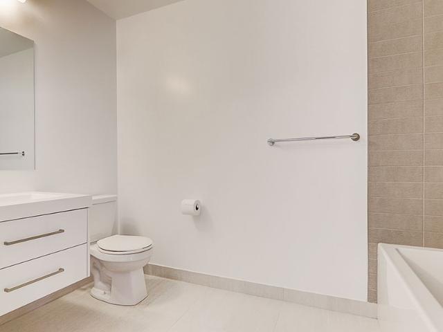 Apartment for rent in Toronto Centre, Toronto