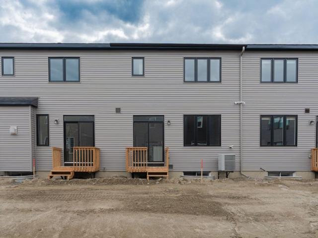 Townhouse for rent in Mulhurst Bay, Ontario