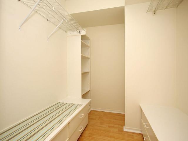 Apartment for rent in Richmond Hill, Golden Horseshoe