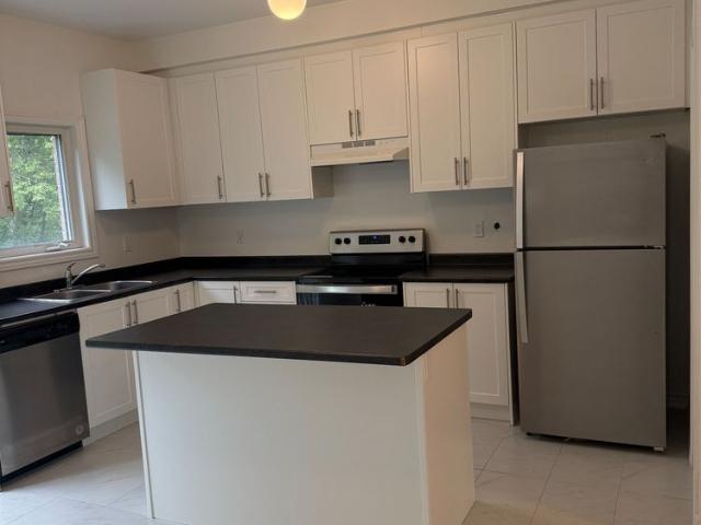 Townhouse for rent in Essa, Ontario