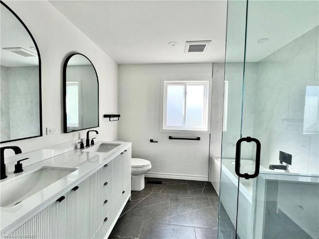 Townhouse for rent in Waterloo, Southwestern Ontario