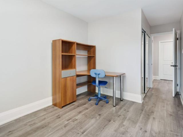 Townhouse for rent in Burlington, Ontario