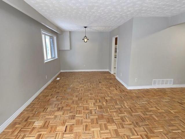 House for rent in Barrie, Central Ontario