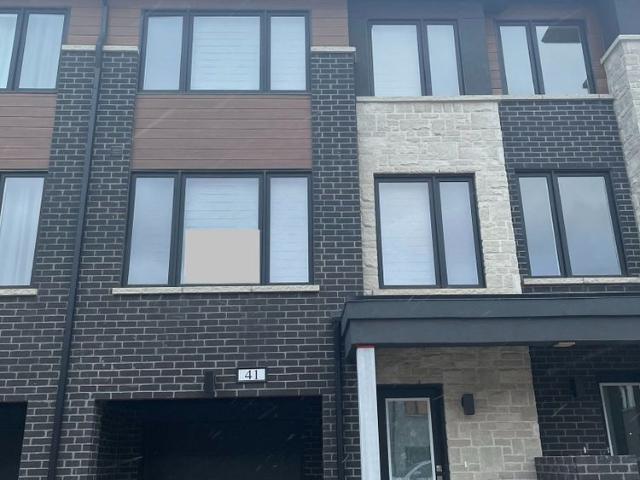 Townhouse for rent in Georgetown, Ontario
