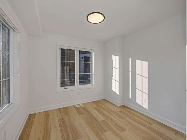 Townhouse for rent in Mulhurst Bay, Ontario