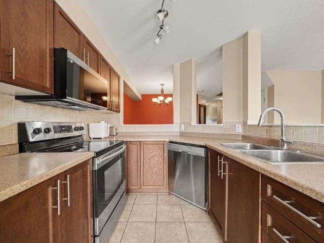 Townhouse for rent in Mulhurst Bay, Ontario