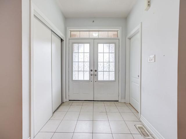 House for rent in Brampton, Golden Horseshoe