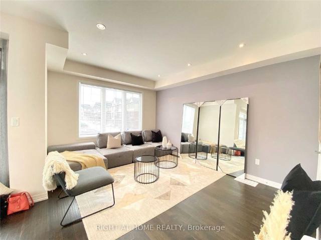 Townhouse for rent in Garner, Hamilton