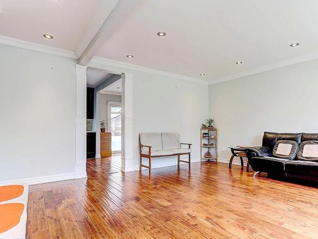 House for rent in Richmond Hill, Golden Horseshoe