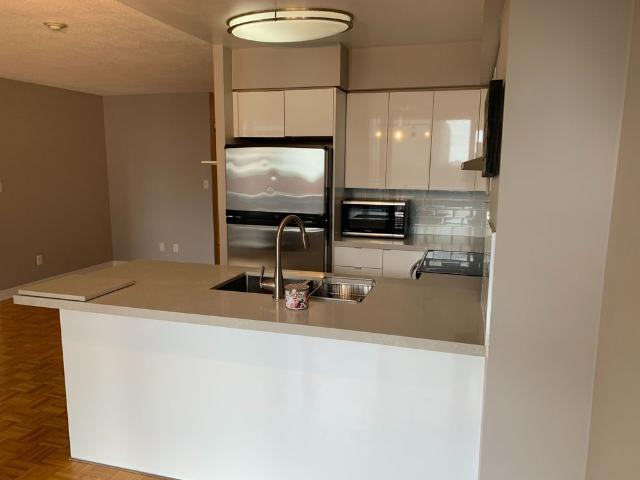 Apartment for rent in Toronto—St. Paul's, Toronto