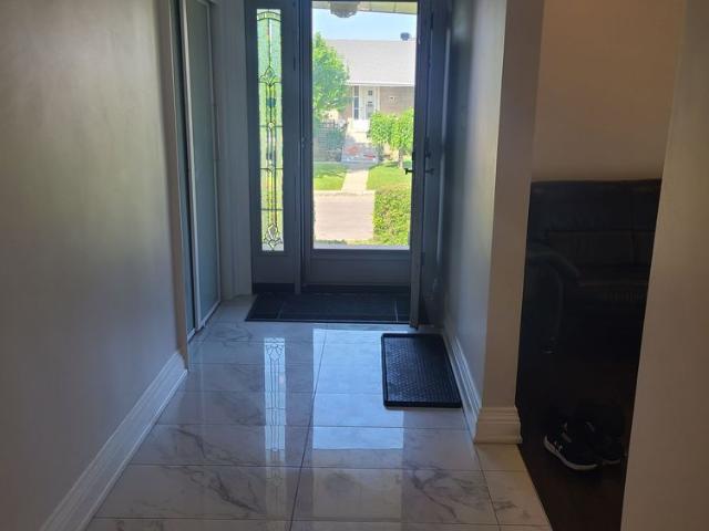House for rent in Eglinton—Lawrence, Toronto