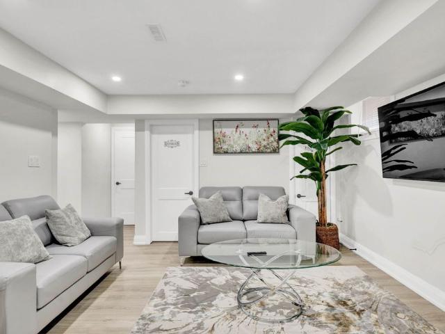 Apartment for rent in Caledon, Ontario