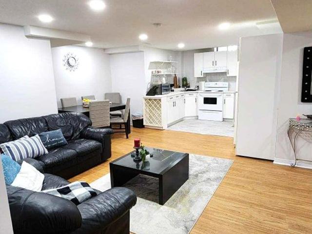 Apartment for rent in Ancaster, Ontario