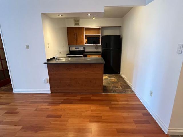 Apartment for rent in Toronto Centre, Toronto