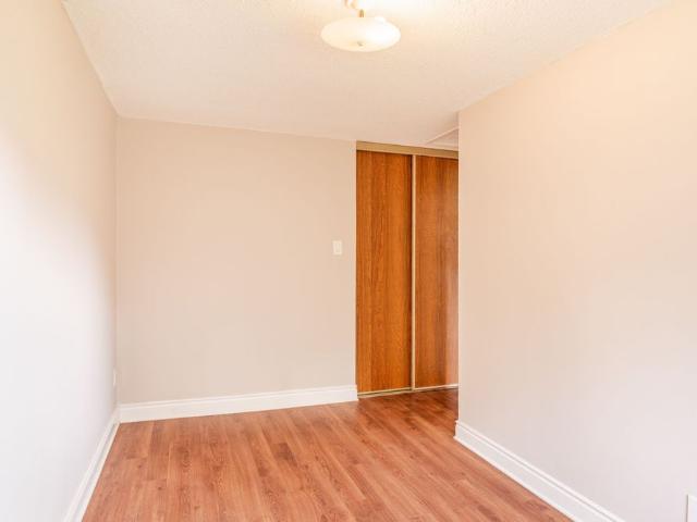 Apartment for rent in College, Ottawa