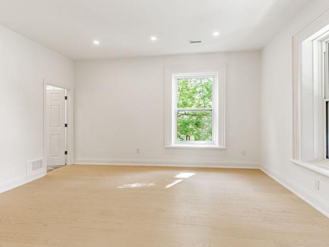 Apartment for rent in Newmarket, Golden Horseshoe