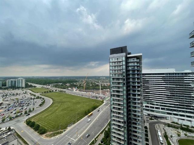 Apartment for rent in Central Erin Mills, Mississauga