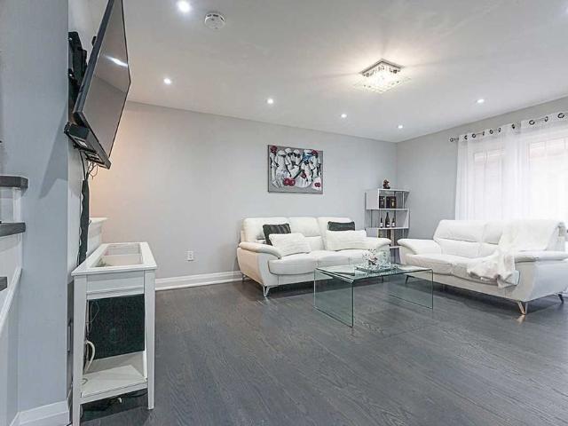 Townhouse for rent in Milton, Ontario