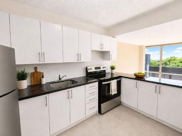 Apartment for rent in Humber River—Black Creek, Toronto