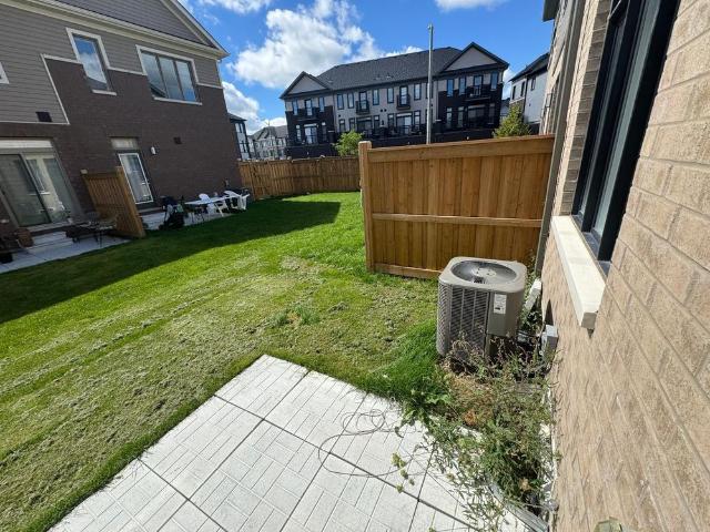 Townhouse for rent in Ancaster, Ontario