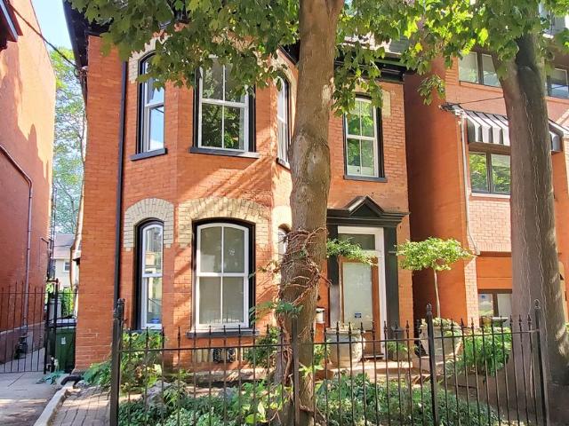 House for rent in Toronto Centre, Toronto
