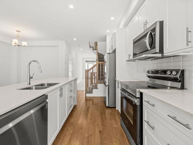 Townhouse for rent in Mulhurst Bay, Ontario