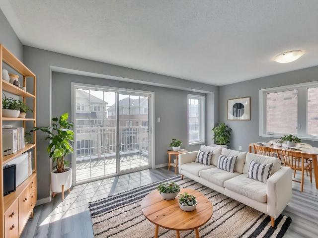 Townhouse for rent in Ajax, Golden Horseshoe