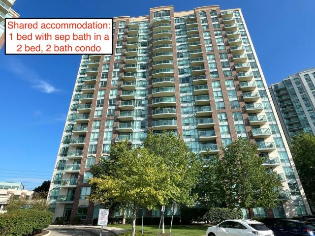 Room for rent in Central Erin Mills, Mississauga