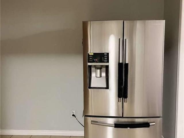 Townhouse for rent in Oakville, Golden Horseshoe